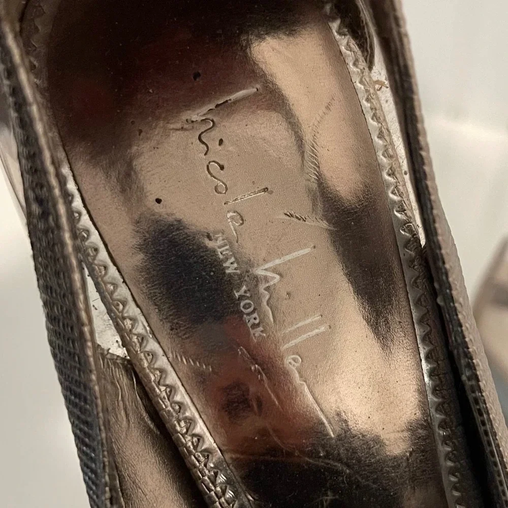 Nicole Miller NY Women's Peep Toe Heels Silver Metallic Acrylic Size‎ 8.5